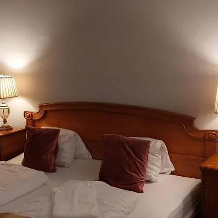 Belle Epoque Panorama 巴德加斯坦